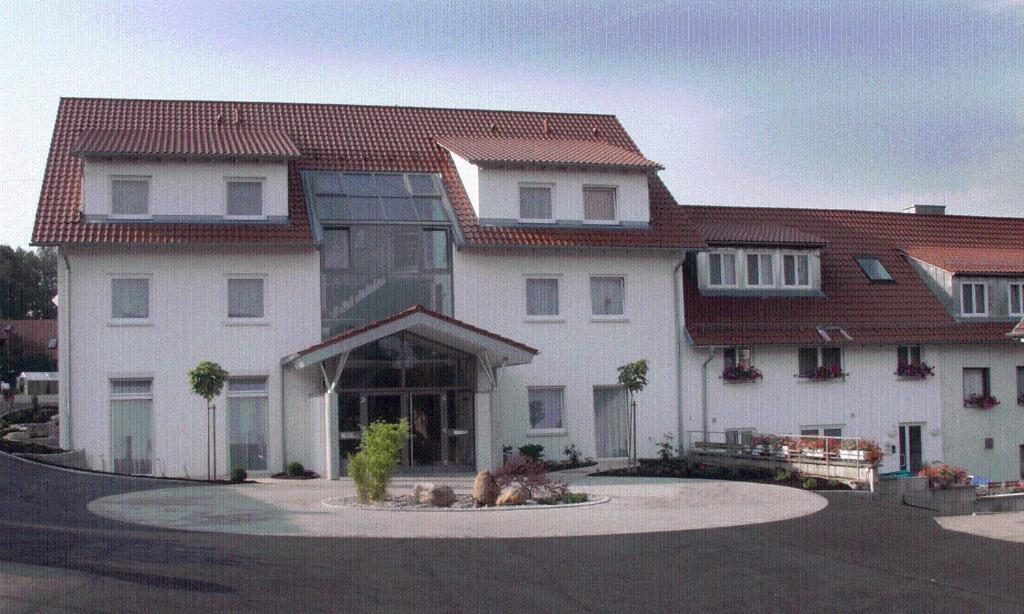Hotel Gasthof Schuetzen Gbr Лаупхайм Экстерьер фото